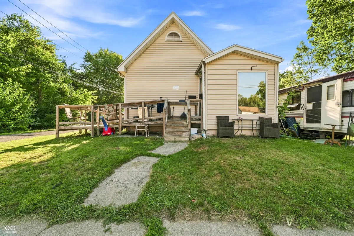 210 Wilson Street, Auburn, IN 46706 - #1