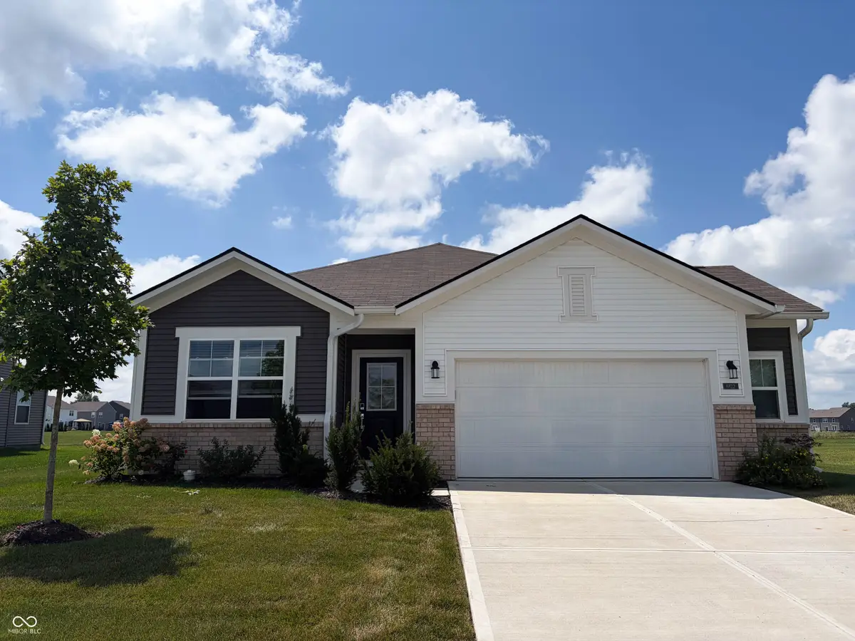 6822 Orchard Run Circle, Whitestown, IN 46075 - #1