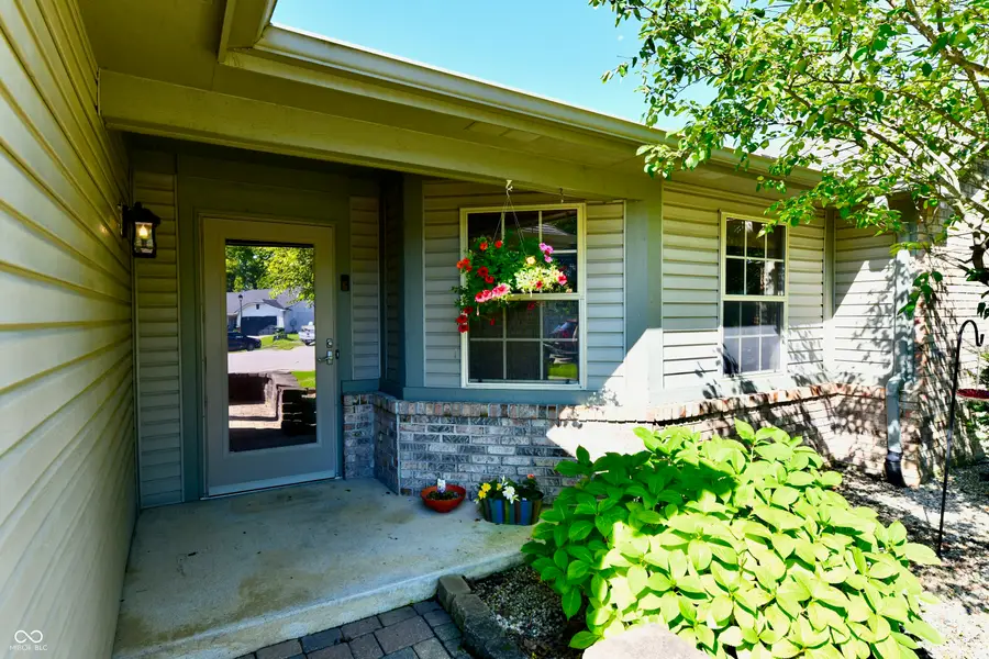 391 Longfellow Court, Greenfield, IN 46140 - #2
