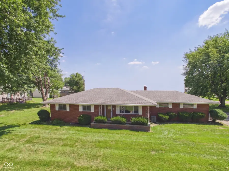 9 W Whitehall Way, Anderson, IN 46013 - #2
