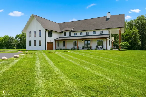 12352 Hoosier Road, Fishers, IN 46037