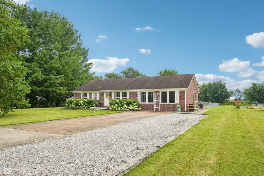 5389 W County Road 300 S, Coatesville, IN 46121 - #2