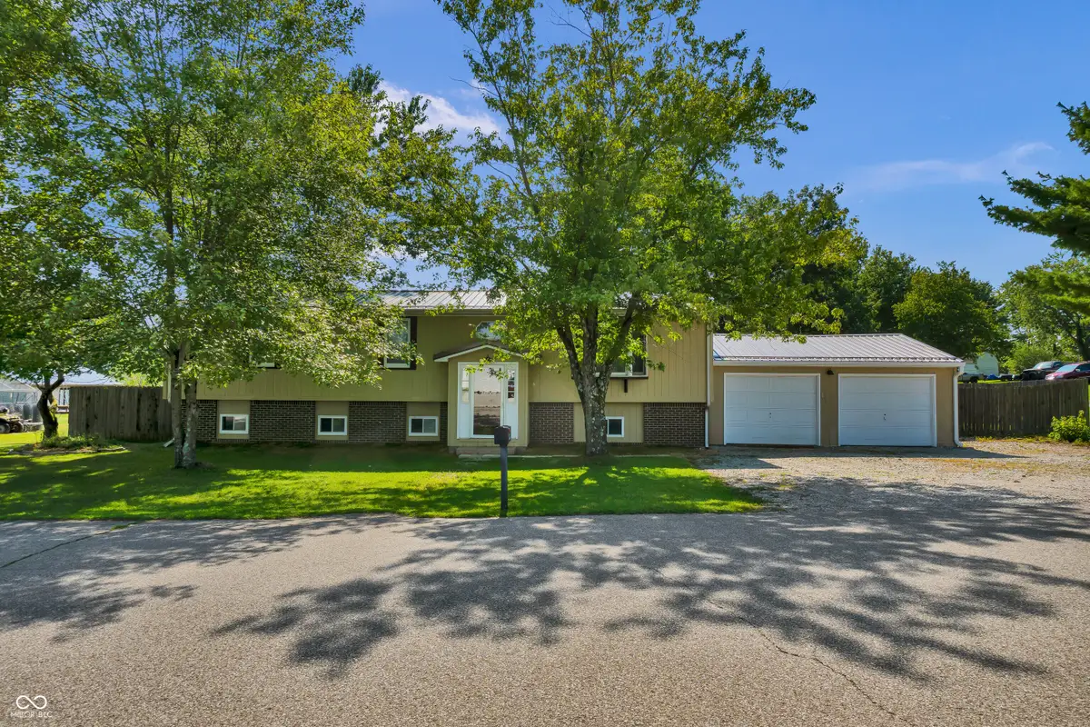 2903 Hoosier Drive, North Vernon, IN 47265 - #1
