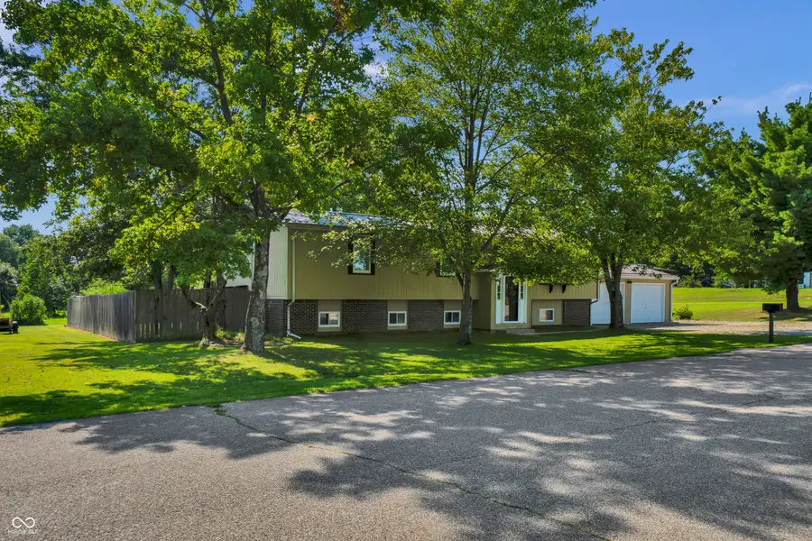 2903 Hoosier Drive, North Vernon, IN 47265 - #3