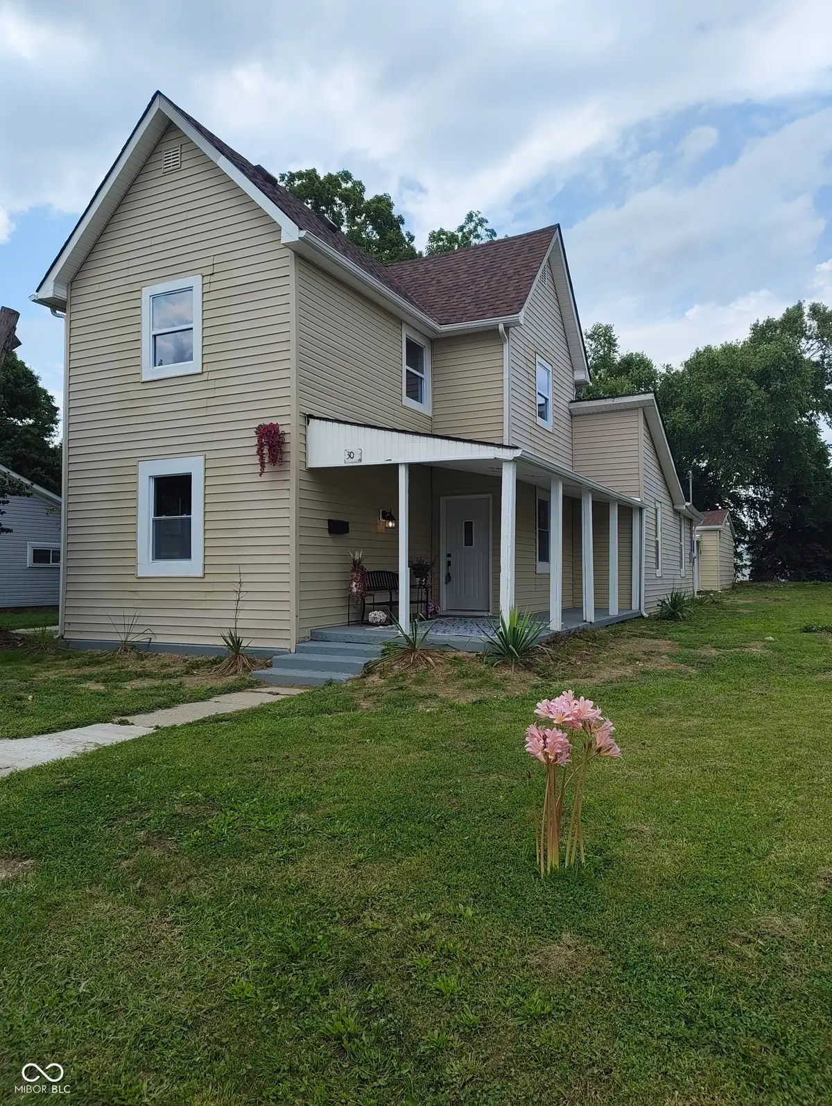 302 E 6th Street, Alexandria, IN 46001 - #1