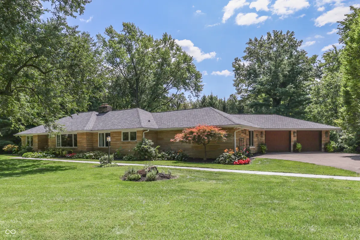 39 Highland Manor Court N, Indianapolis, IN 46228 - #1