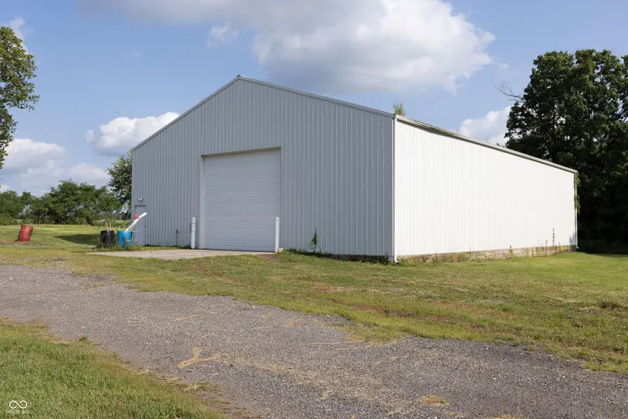 12680 E State Road 7, Elizabethtown, IN 47232 - #3
