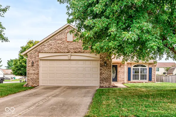 900 Elmwood Drive, Franklin, IN 46131