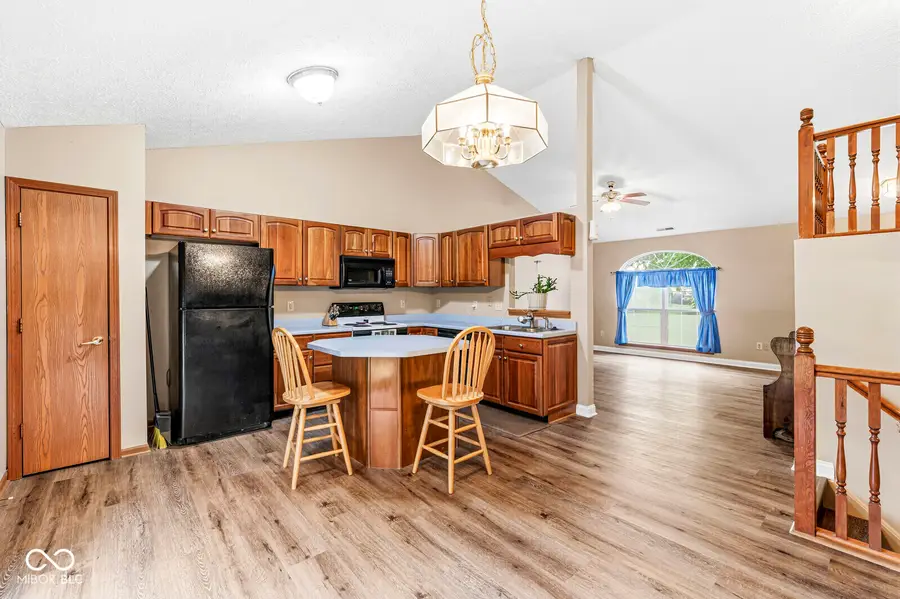 900 Elmwood Drive, Franklin, IN 46131 - #2