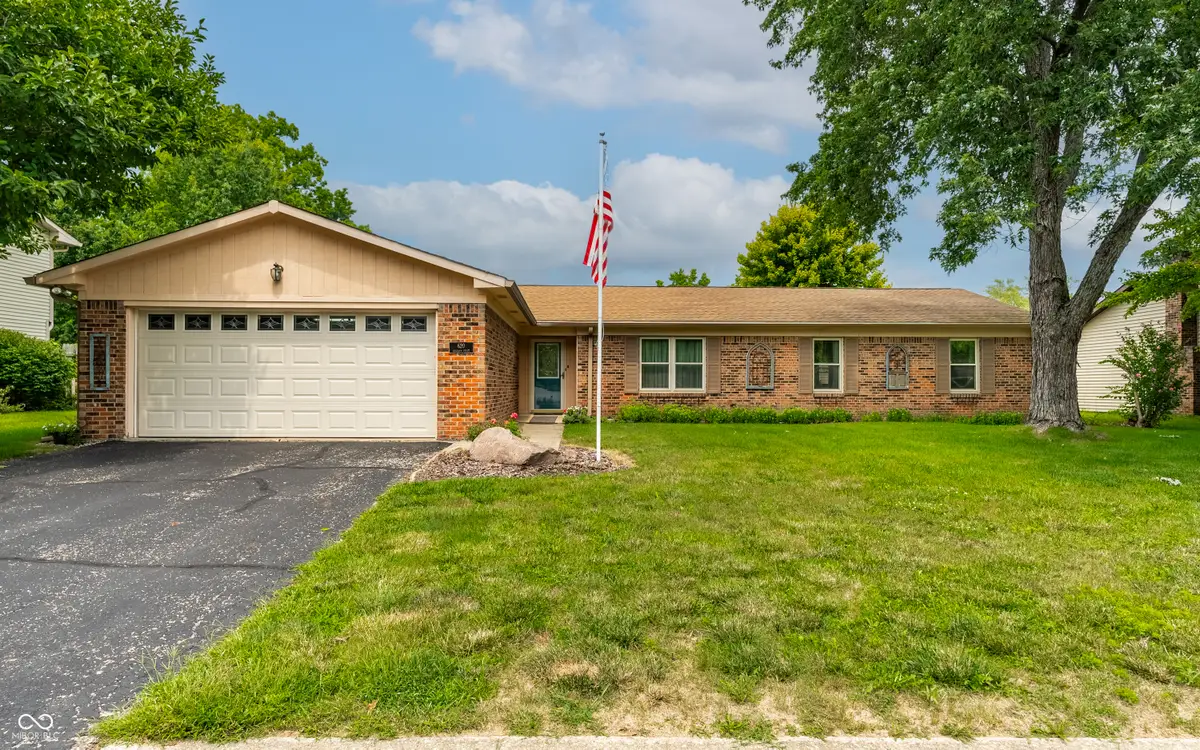 620 Colbarn Drive, Fishers, IN 46038 - #1