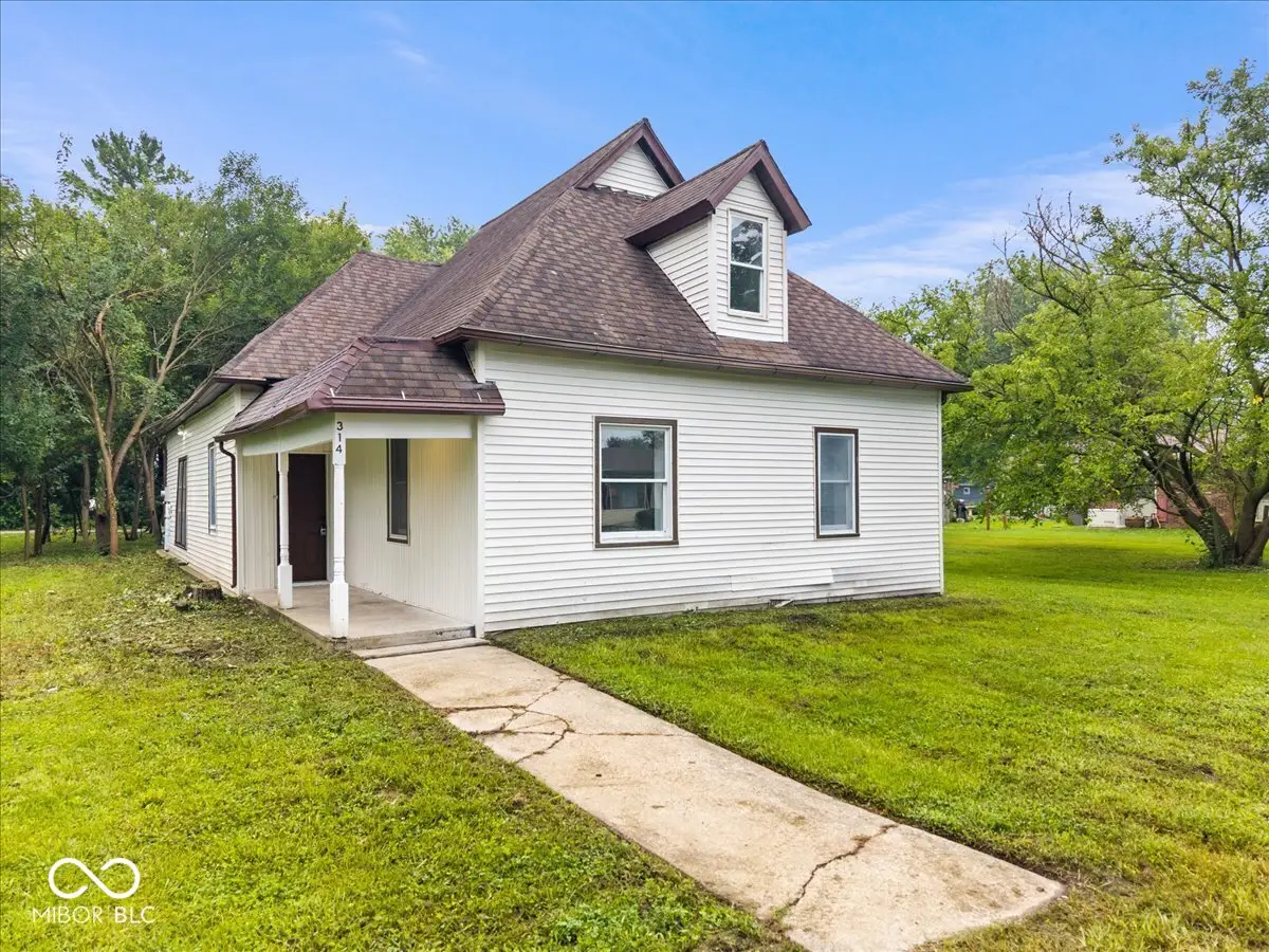 314 Craven Street, Sweetser, IN 46987 - #1