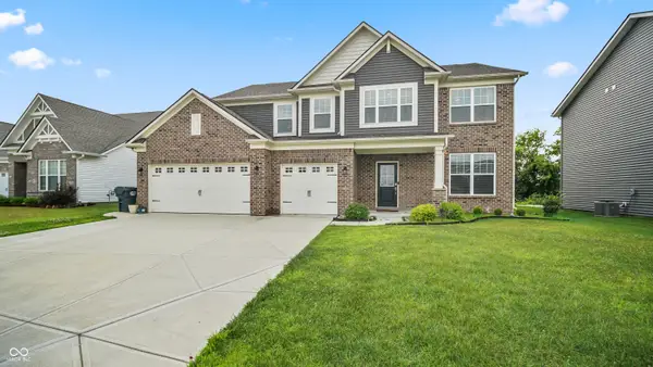 2733 Whimbrel Courts, Greenwood, IN 46143