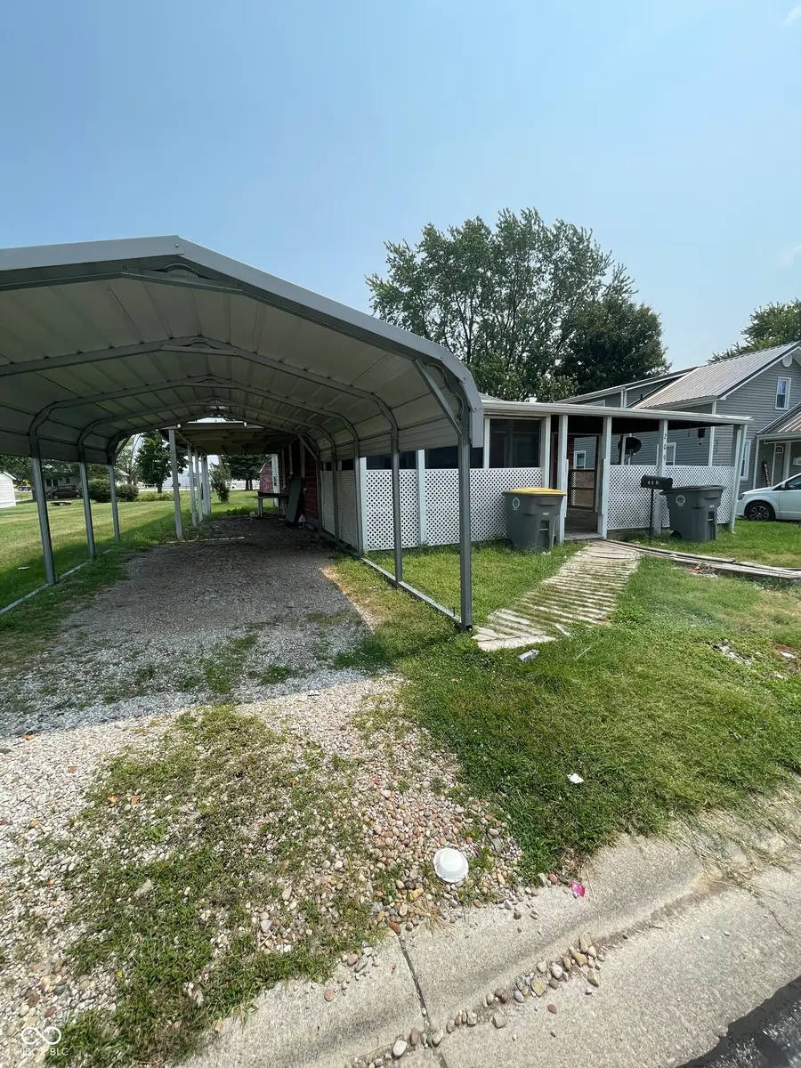 209 Schepman, Seymour, IN 47274 - #2
