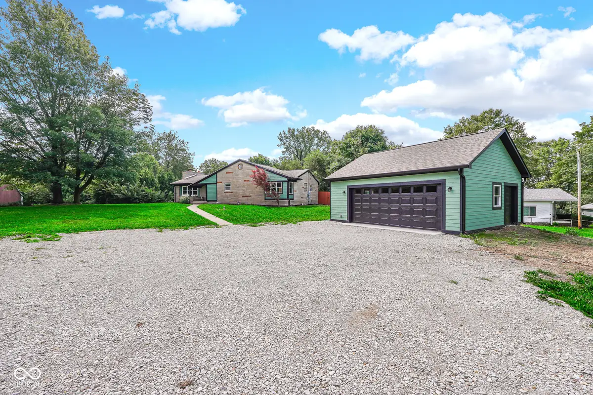 823 W 200 N, Greenfield, IN 46140 - #1