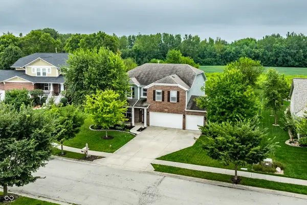 7675 Winding Lake Drive S, Noblesville, IN 46062