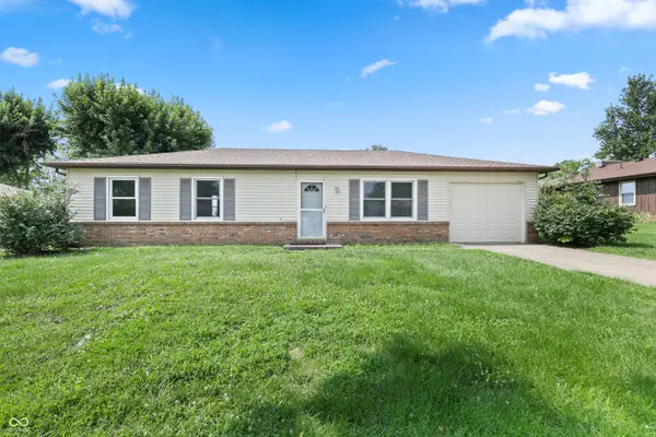 8824 N Miami Ridge Road N, Columbus, IN 47201