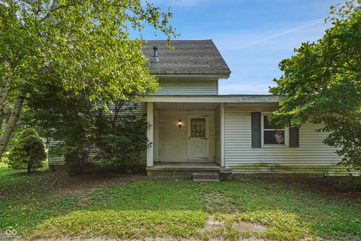 305 E Walnut Street, Frankton, IN 46044 - #1