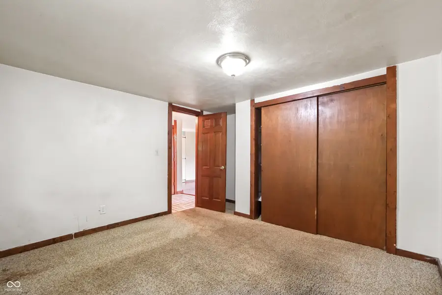 305 E Walnut Street, Frankton, IN 46044 - #3