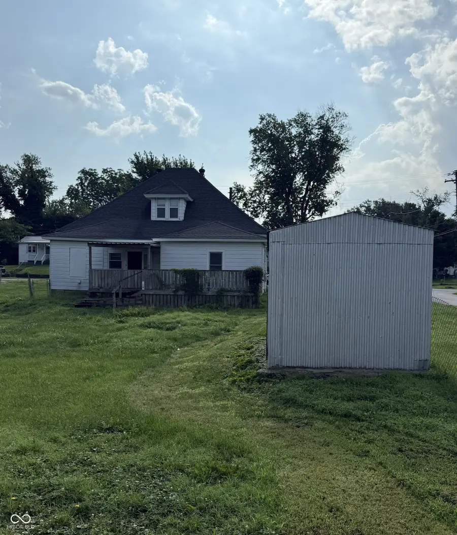 200 N Center, Francisco, IN 47649 - #2