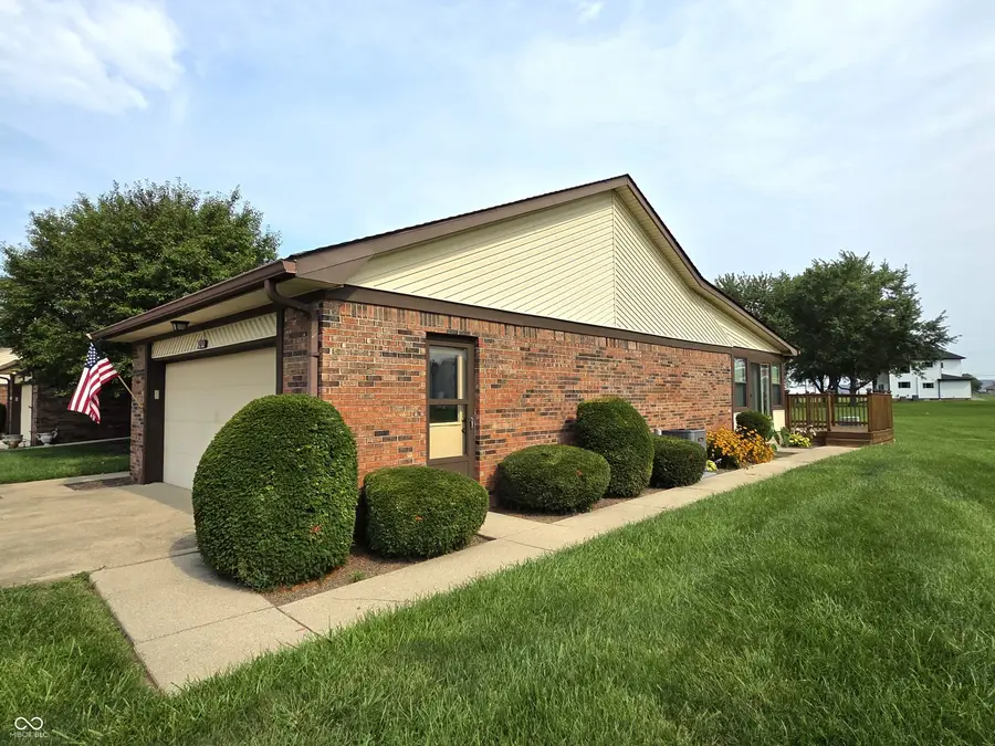1202 Sycamore Drive #18, Shelbyville, IN 46176 - #2