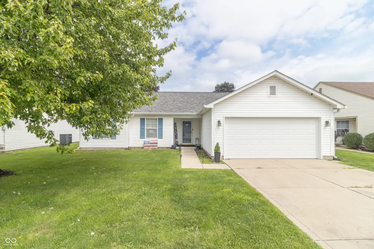 1156 E Mill Run Boulevard, Greenfield, IN 46140 - #1
