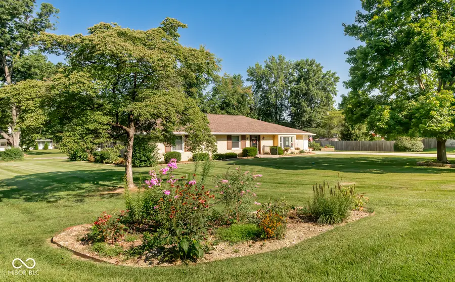 1144 North Drive, Seymour, IN 47274 - #3