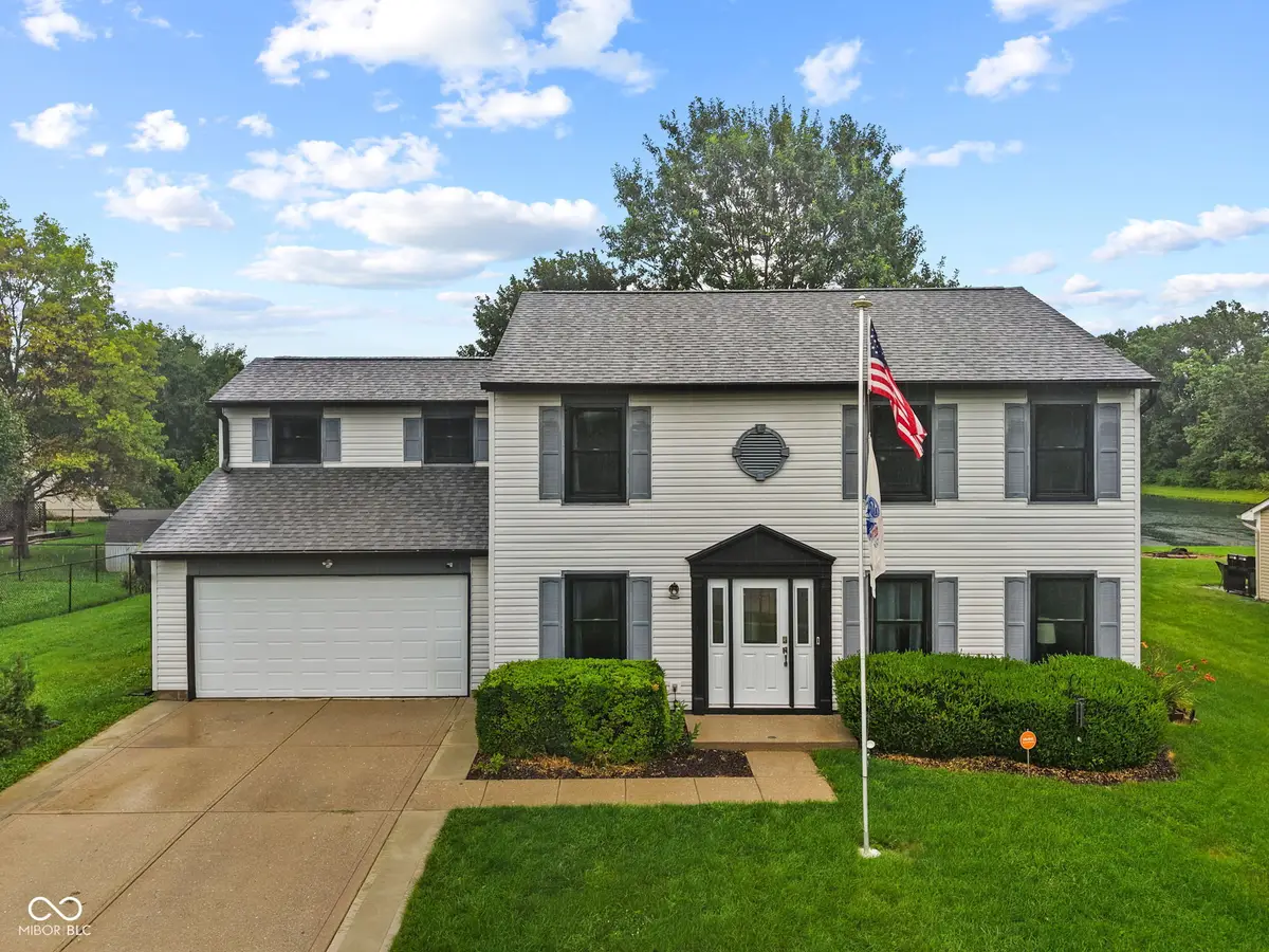 555 Hyannis Drive, Avon, IN 46123 - #1