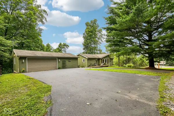 9711 E Myers, Rockville, IN 47872