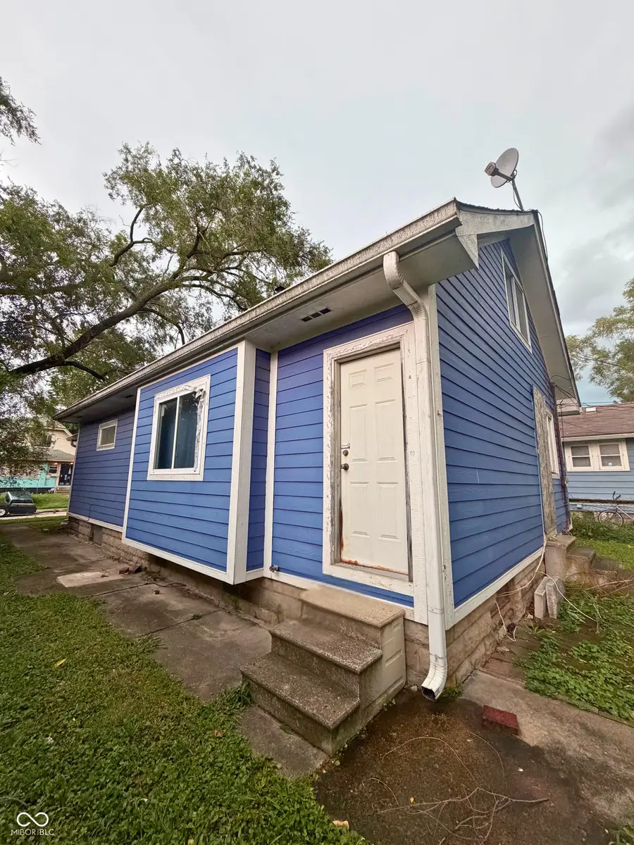 1121 N Kealing Avenue, Indianapolis, IN 46201 - #2