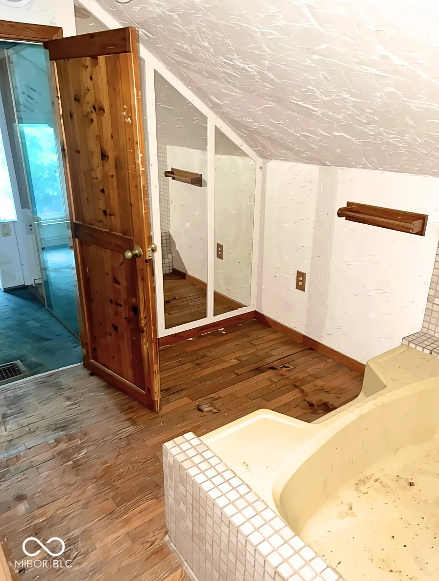 1121 N Kealing Avenue, Indianapolis, IN 46201 - #3