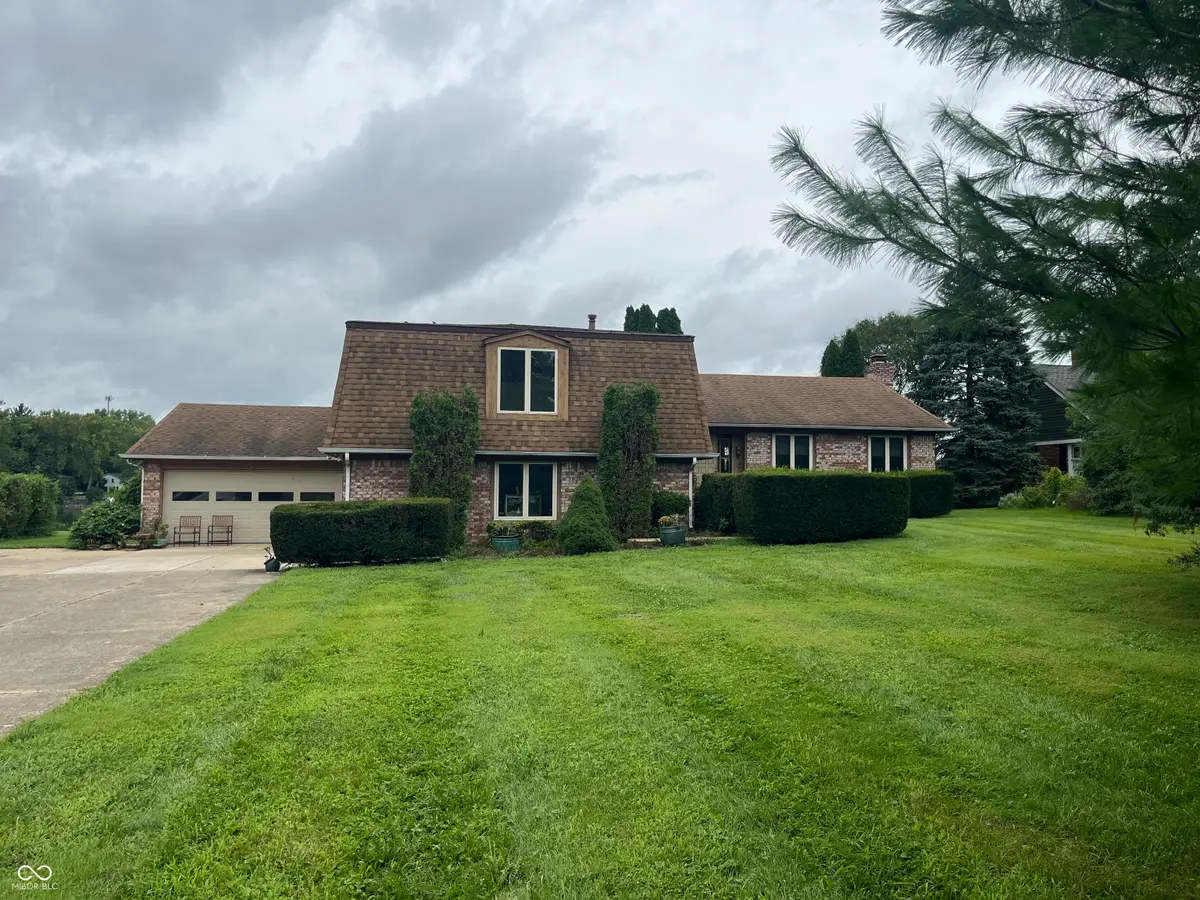 3016 E 52nd, Indianapolis, IN 46205 - #1