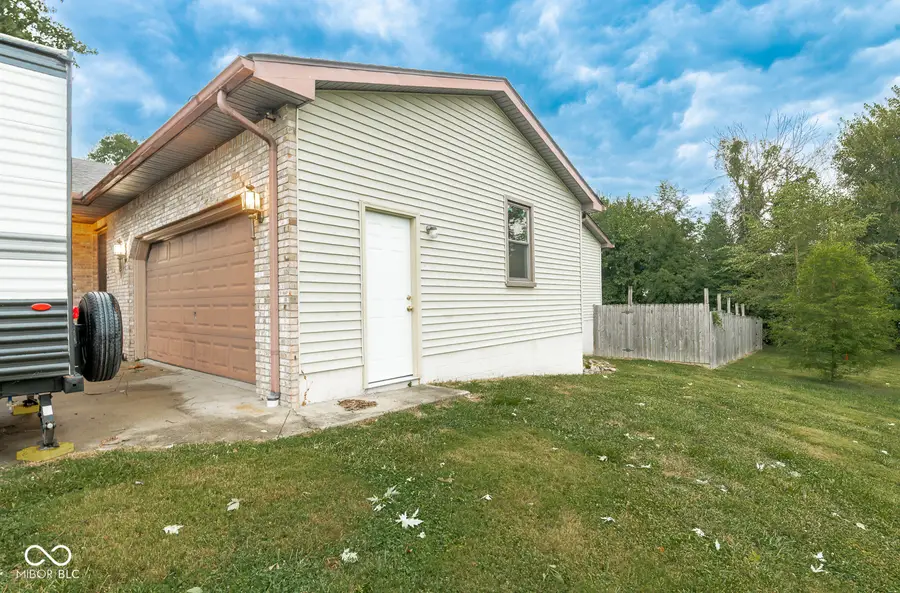 133 N Michael Drive, Scottsburg, IN 47170 - #3