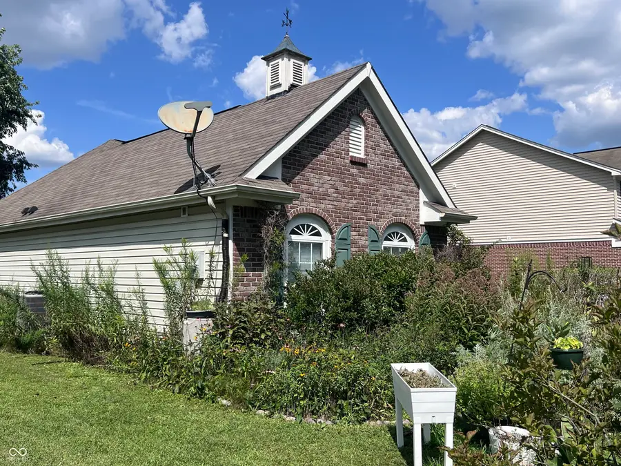 938 Angus, Indianapolis, IN 46217 - #2