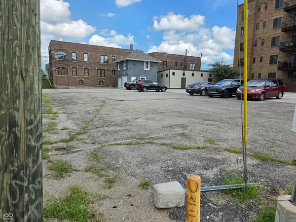 841 N Delaware Street, Indianapolis, IN 46204