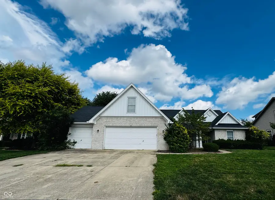 1071 Bennington Court, Greenwood, IN 46143 - #2