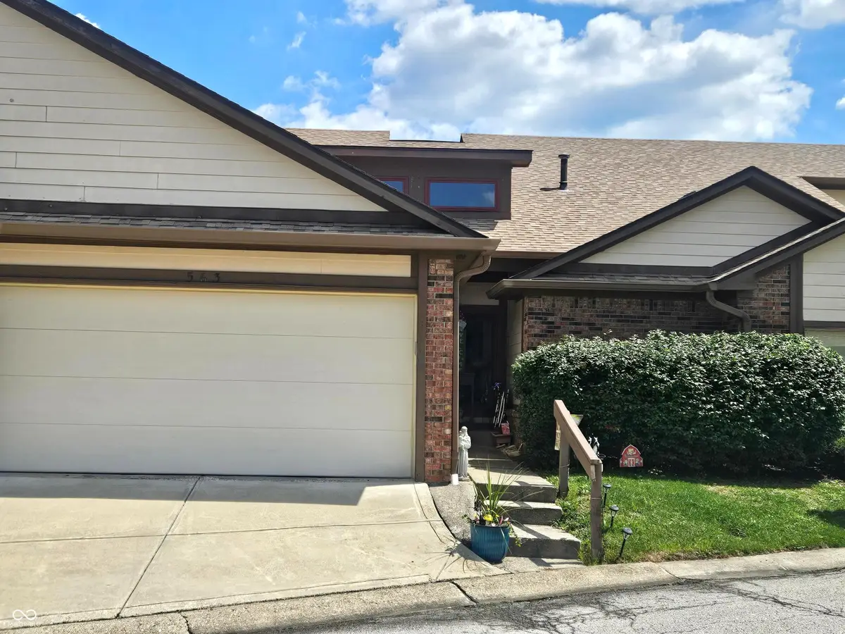 563 Cielo Vista Court, Greenwood, IN 46143 - #1