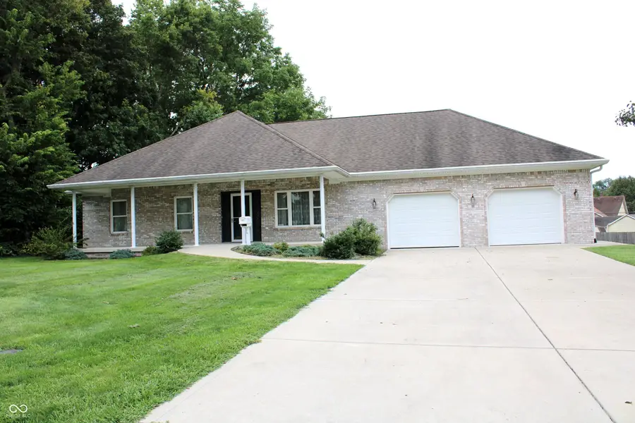 99 Center Court, Franklin, IN 46131 - #2