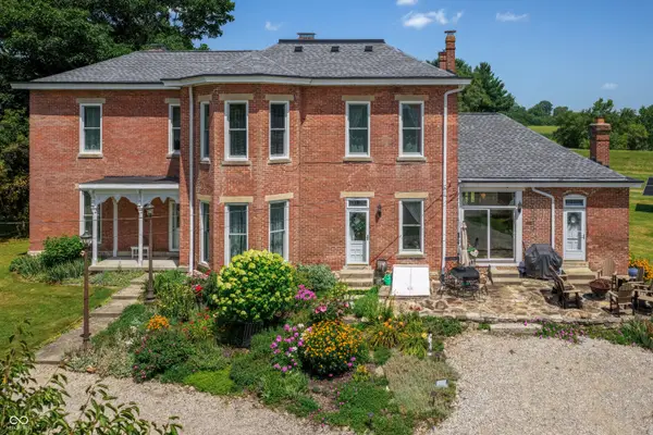 6443 S Jonesville Road, Columbus, IN 47201