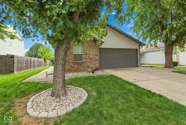 8510 Coralberry Lane, Indianapolis, IN 46239