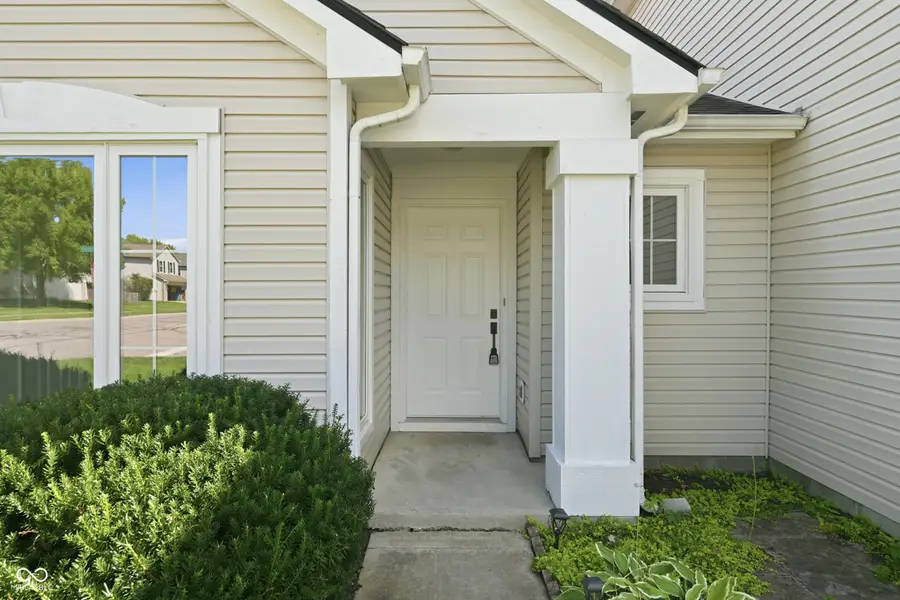 8921 Woodlark Drive, Fishers, IN 46038 - #2