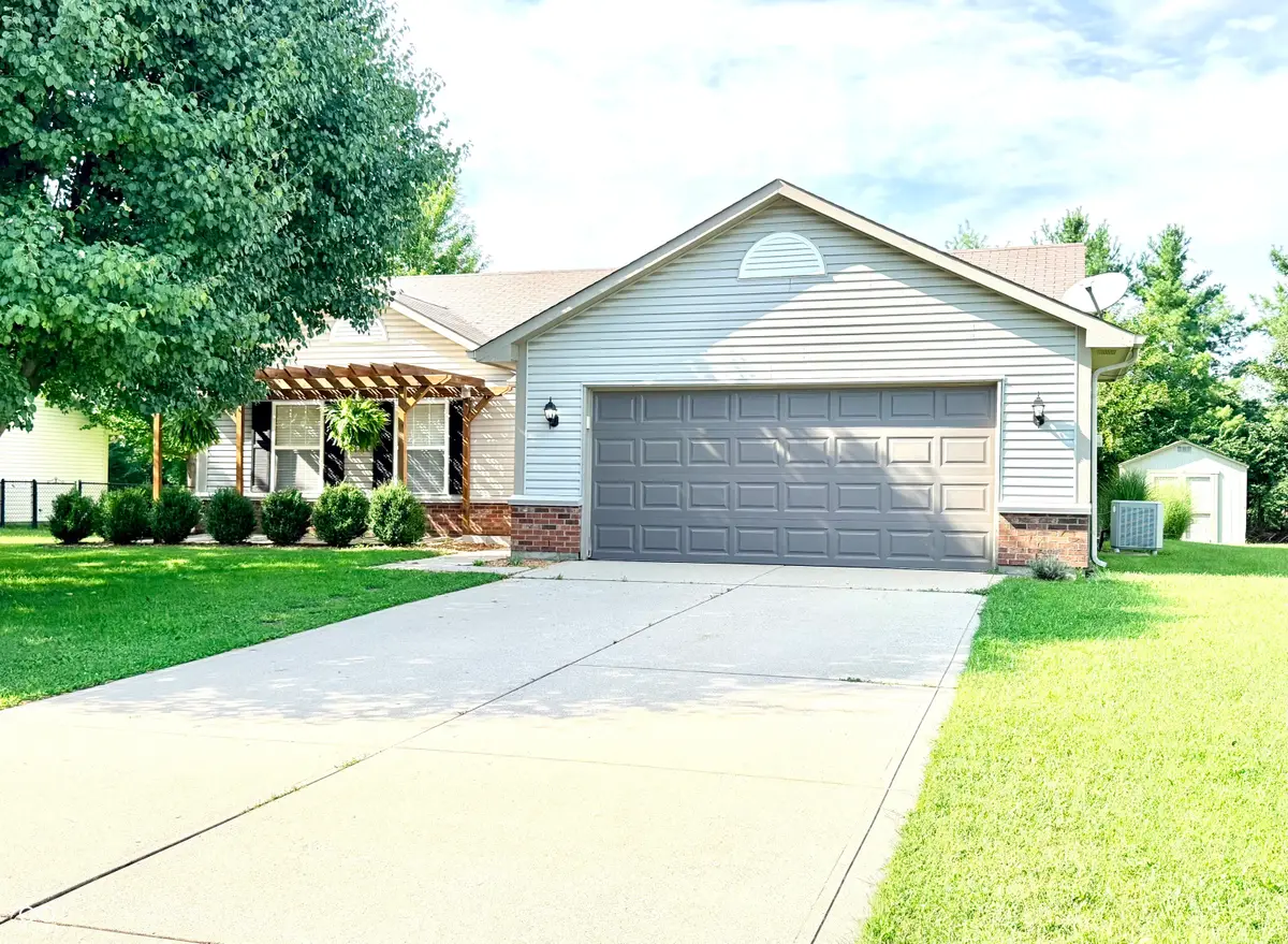 401 E New York Street, Fortville, IN 46040 - #1