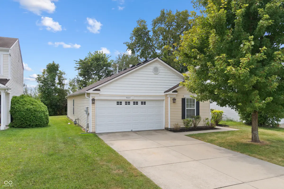 9685 W Stargazer, Pendleton, IN 46064 - #1