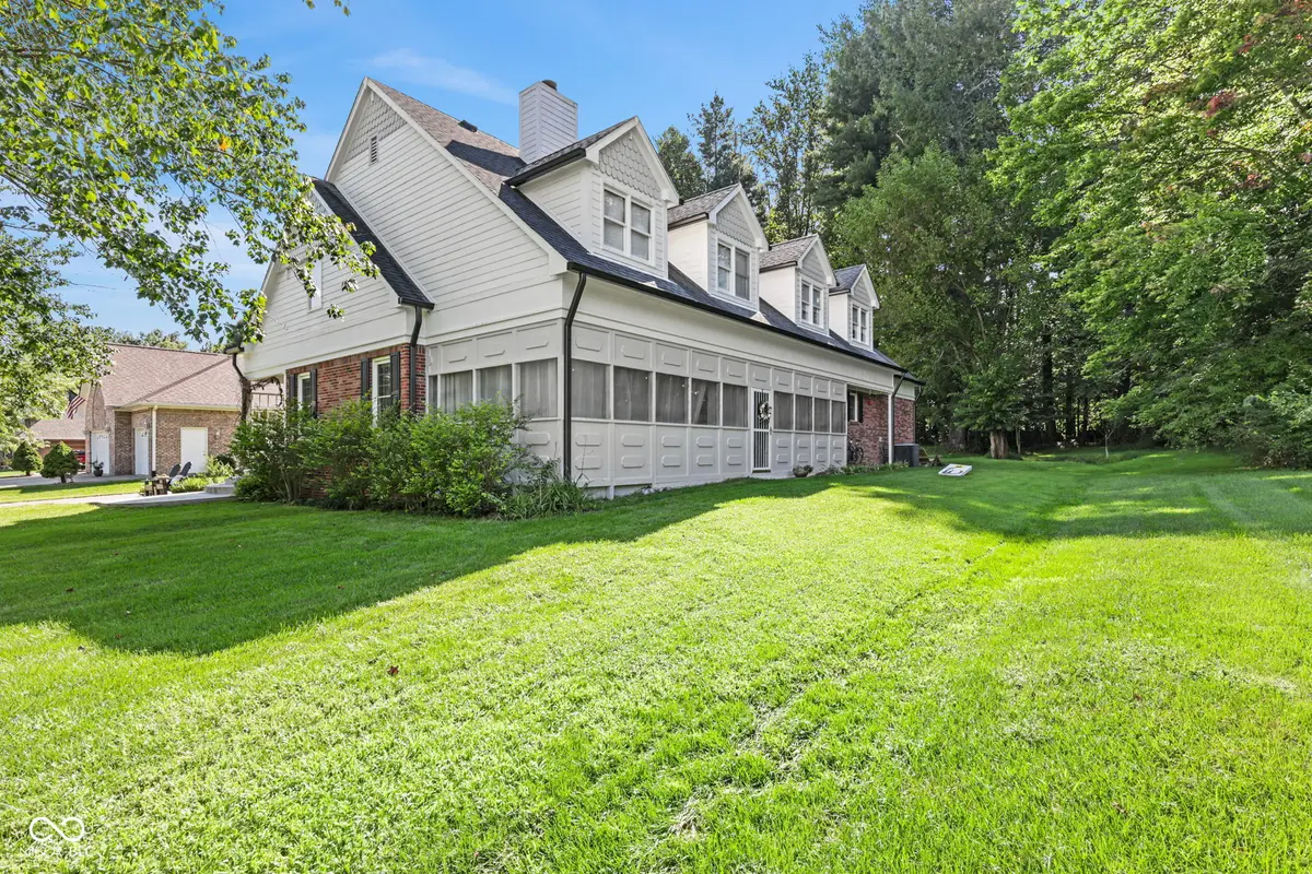 3230 N Country Club Road, Martinsville, IN 46151 - #1