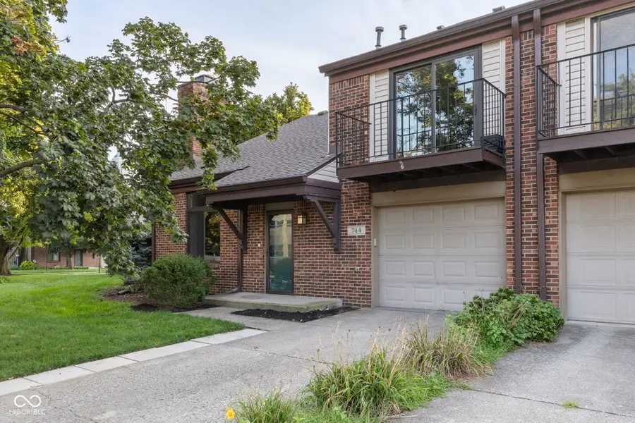 744 N New Jersey Street, Indianapolis, IN 46202 - #2