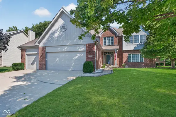 8642 Black Stone Xing, Avon, IN 46123