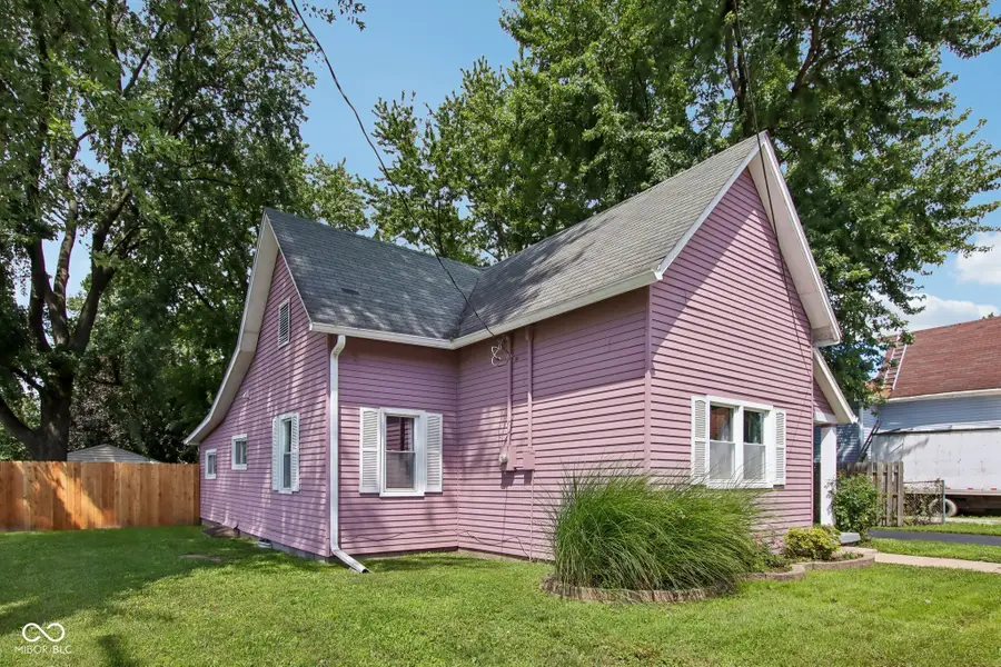 330 W Osage Street, Greenfield, IN 46140 - #3
