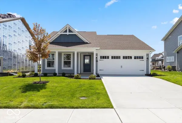 859 Oakleaf Drive, Greenfield, IN 46140