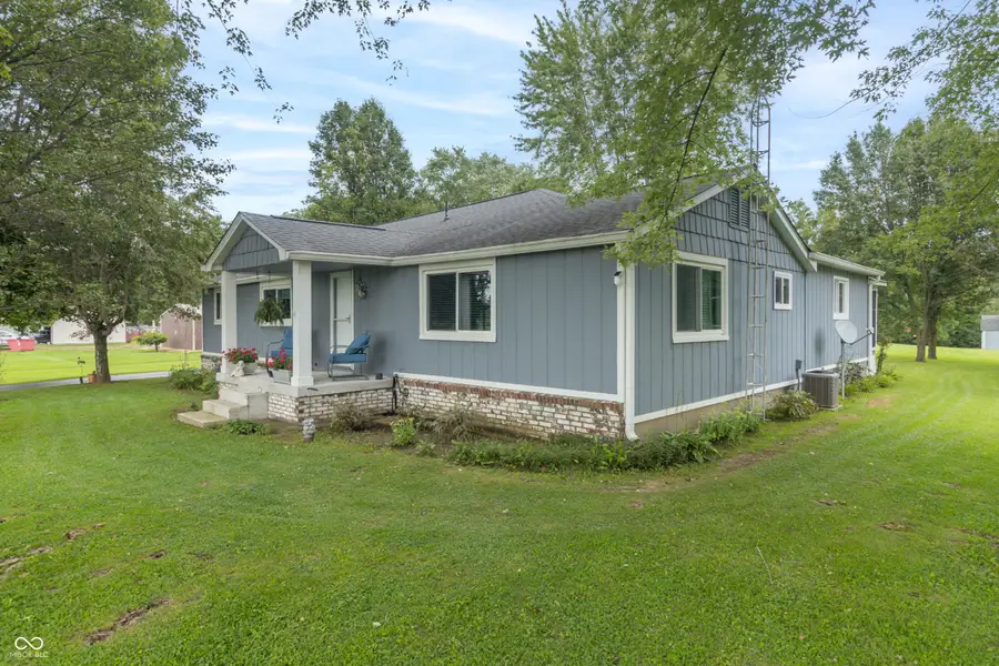 5761 S State Road 9, Fountaintown, IN 46130 - #2