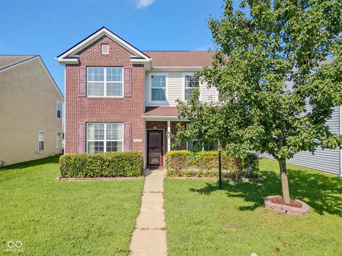 3350 Shadow Creek Boulevard, Columbus, IN 47201 - #1