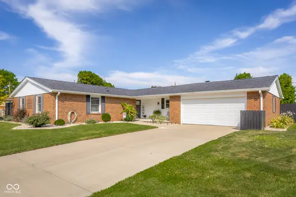 4520 Woodcrest Drive, Columbus, IN 47203